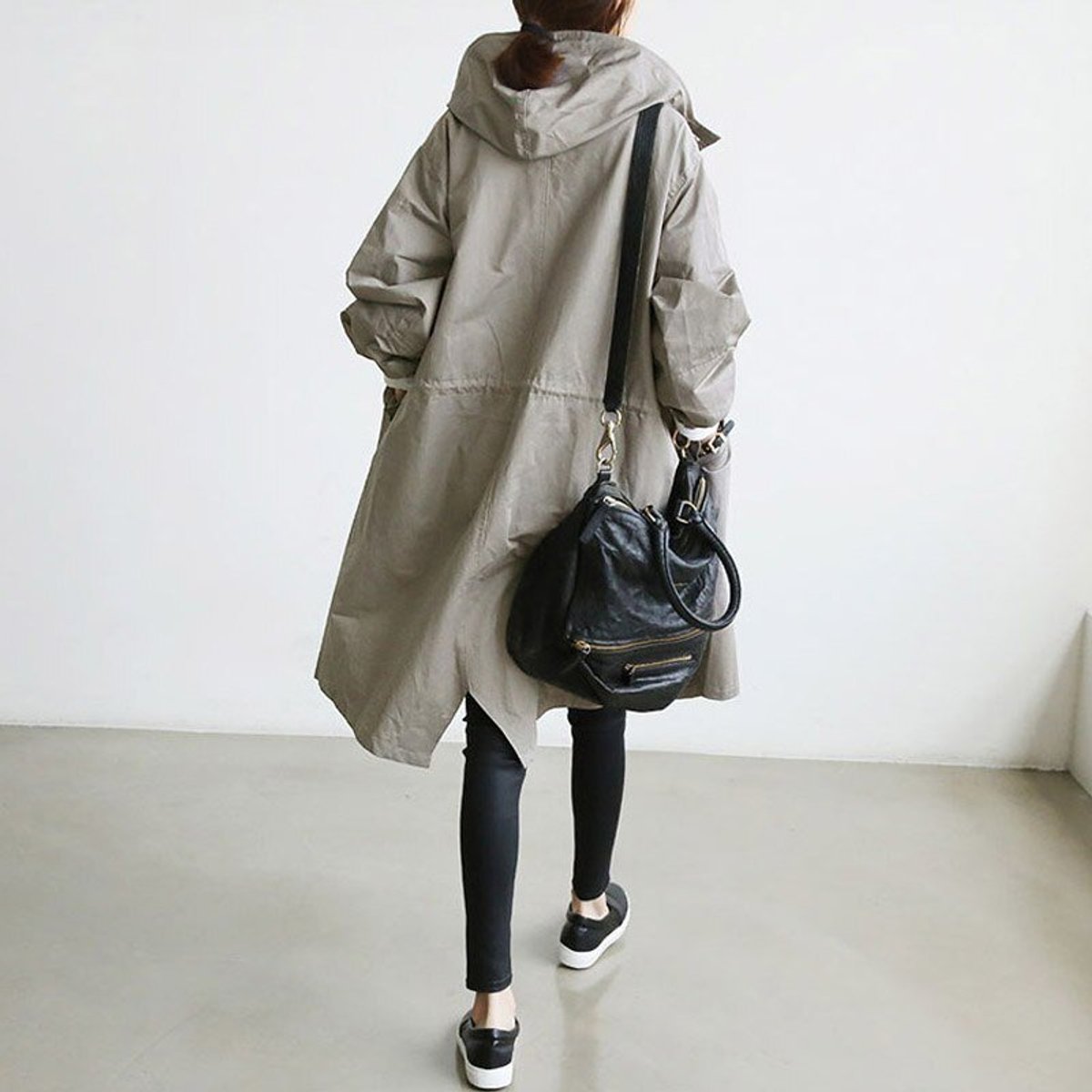 Maisie | Manteau Oversize à Capuche et Boutons sur le Devant
