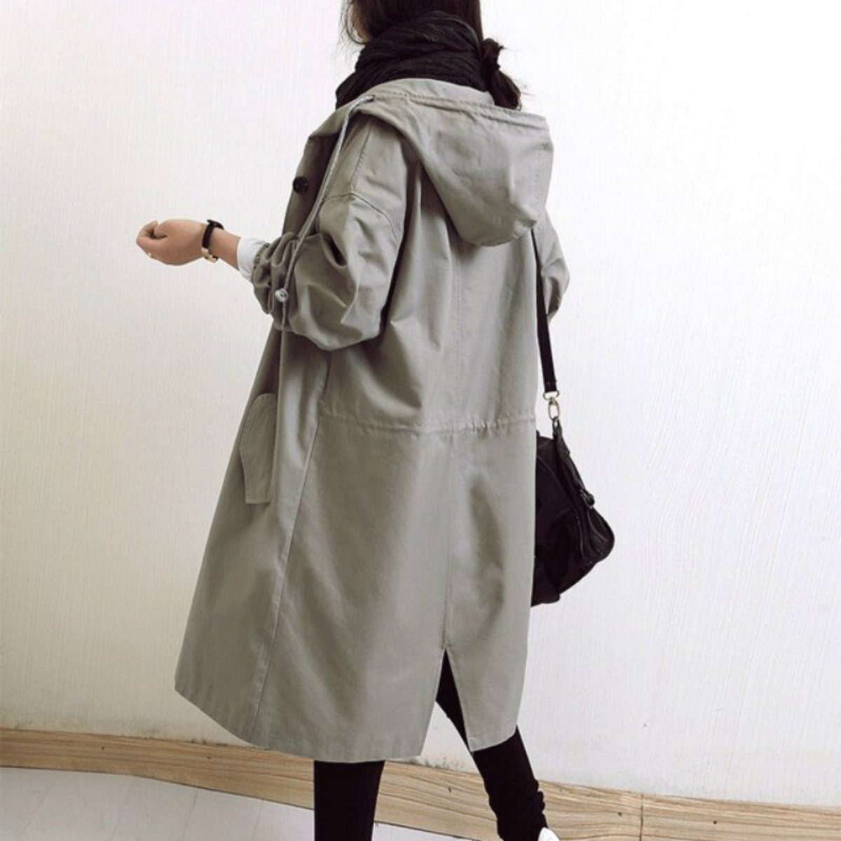 Maisie | Manteau Oversize à Capuche et Boutons sur le Devant